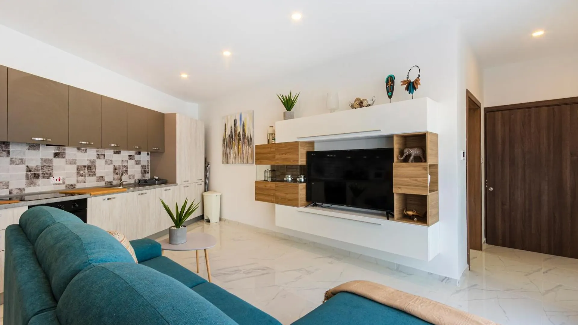 H4- Modern Penthouse With Large Terrace And Views Apartment San Gwann