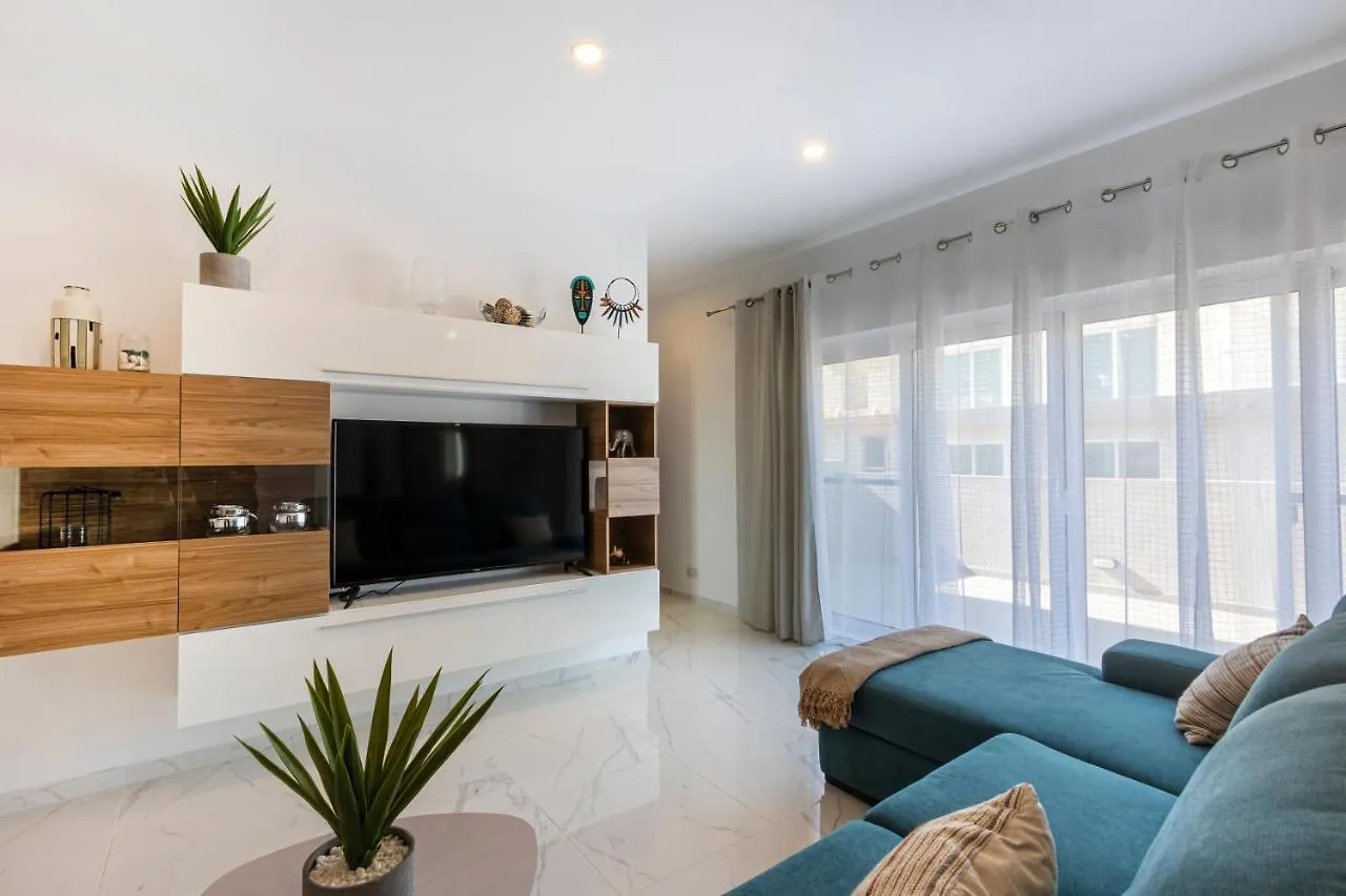 H4- Modern Penthouse With Large Terrace And Views Apartment San Gwann