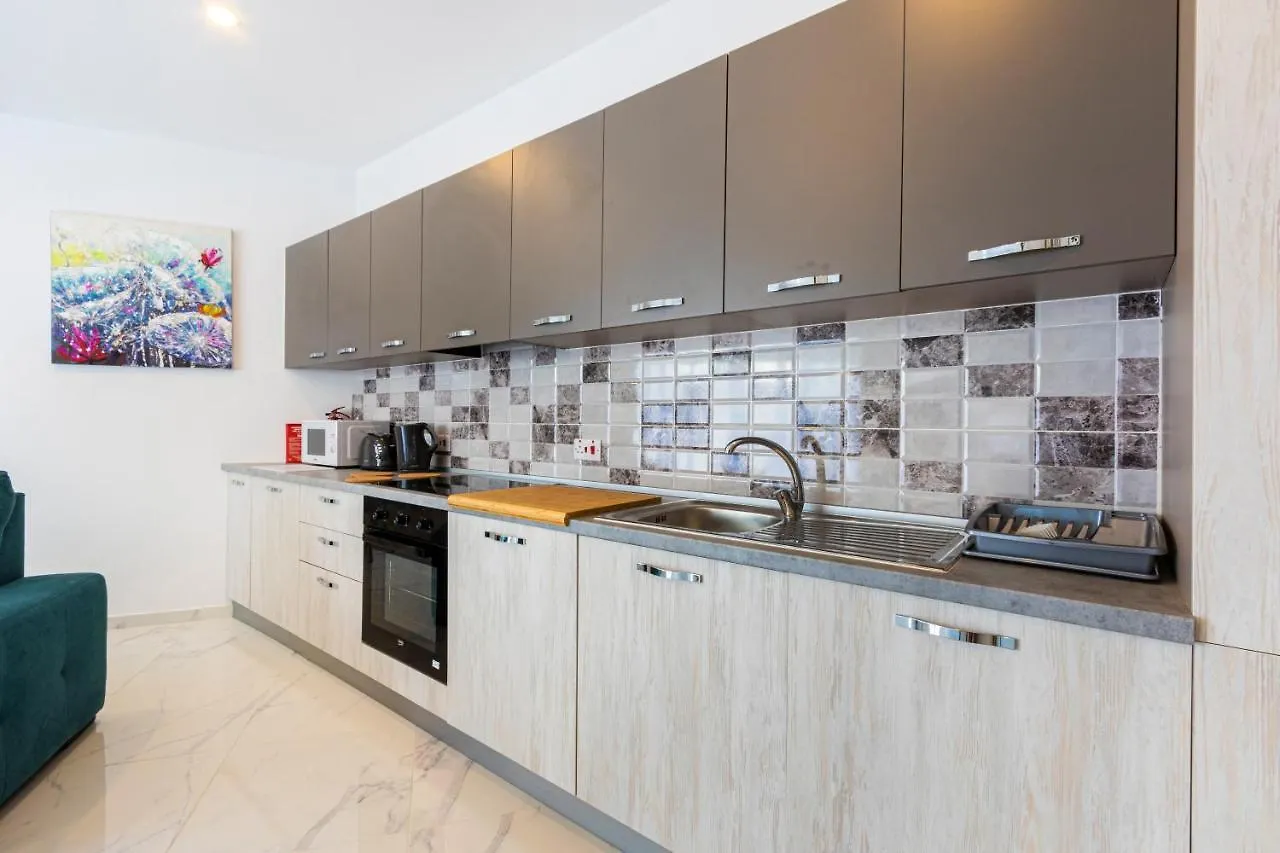 H4- Modern Penthouse With Large Terrace And Views Apartment San Gwann 0*,  Malta